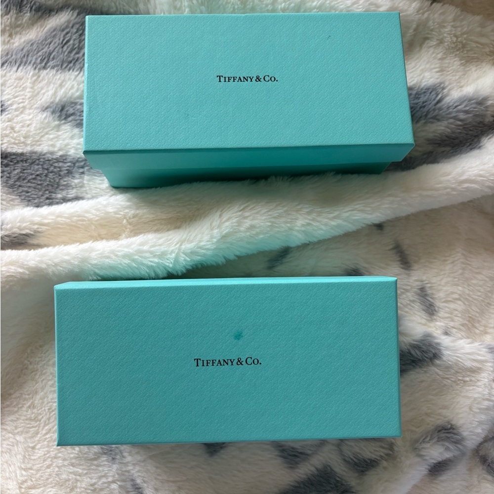 Tiffany & Co. Boxes and cases for glasses